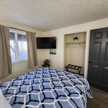 Newly Remodeled Relaxing Stay Near Downtown Fairbanks Ngoại thất bức ảnh